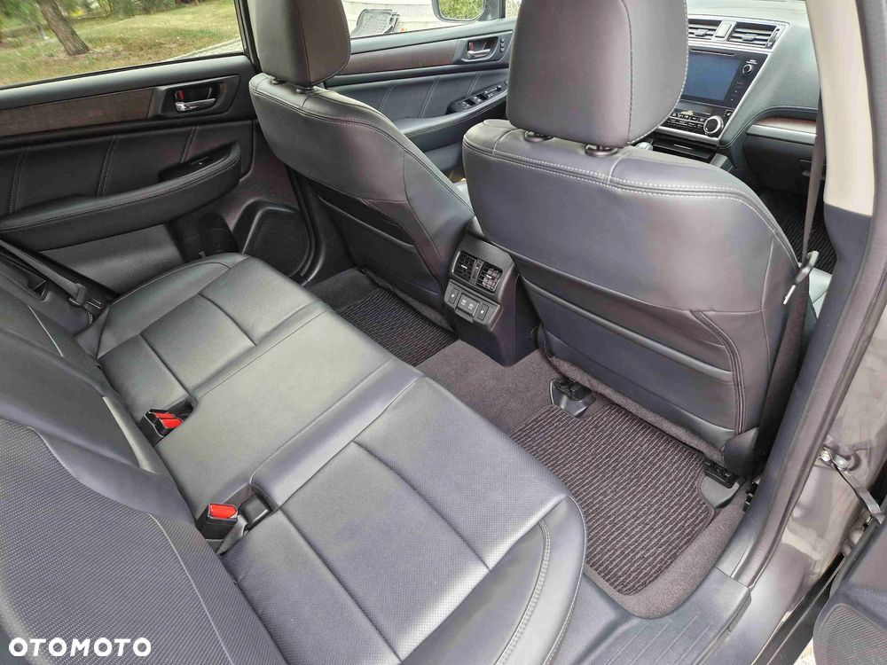Subaru Outback - 16