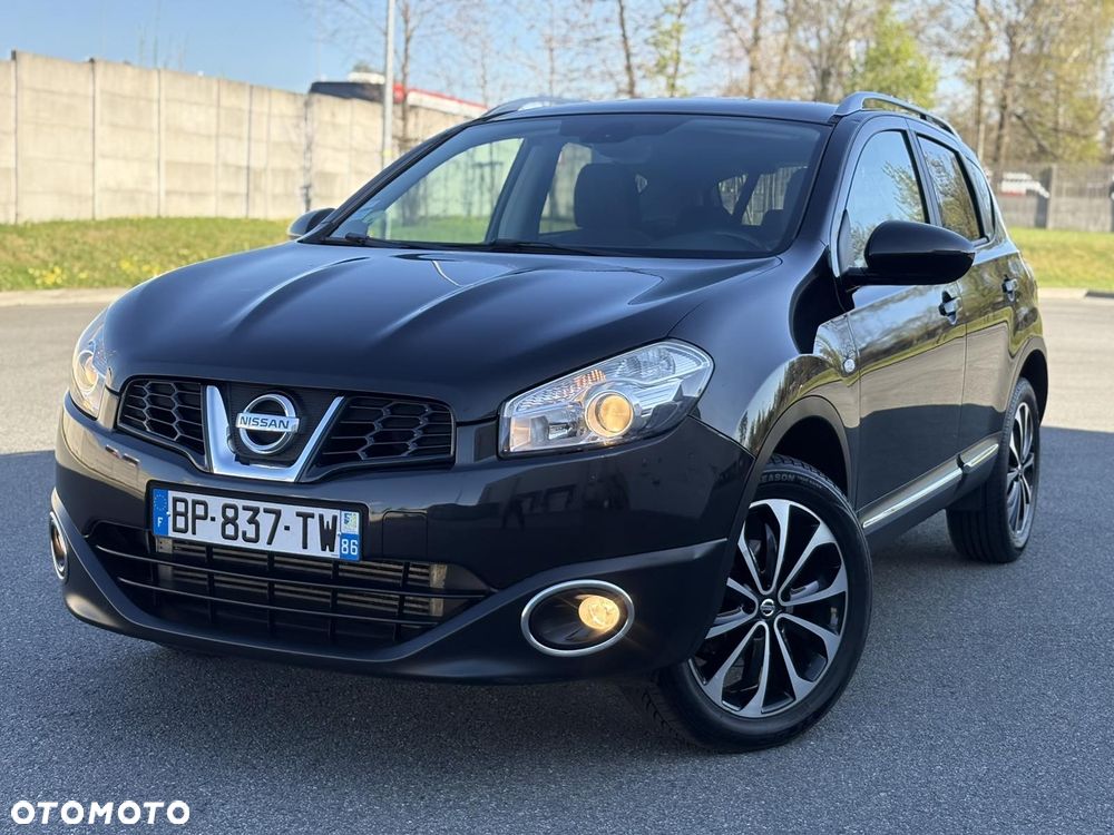 Nissan Qashqai - 2