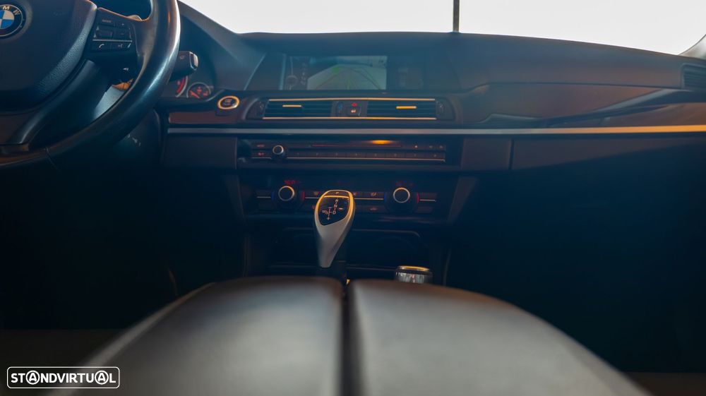 BMW 520 d Exclusive Auto 129g - 21