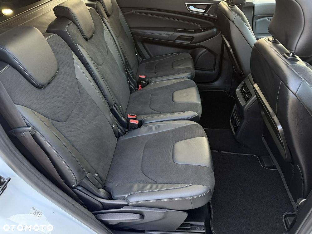 Ford S-Max 2.0 TDCi Titanium - 21