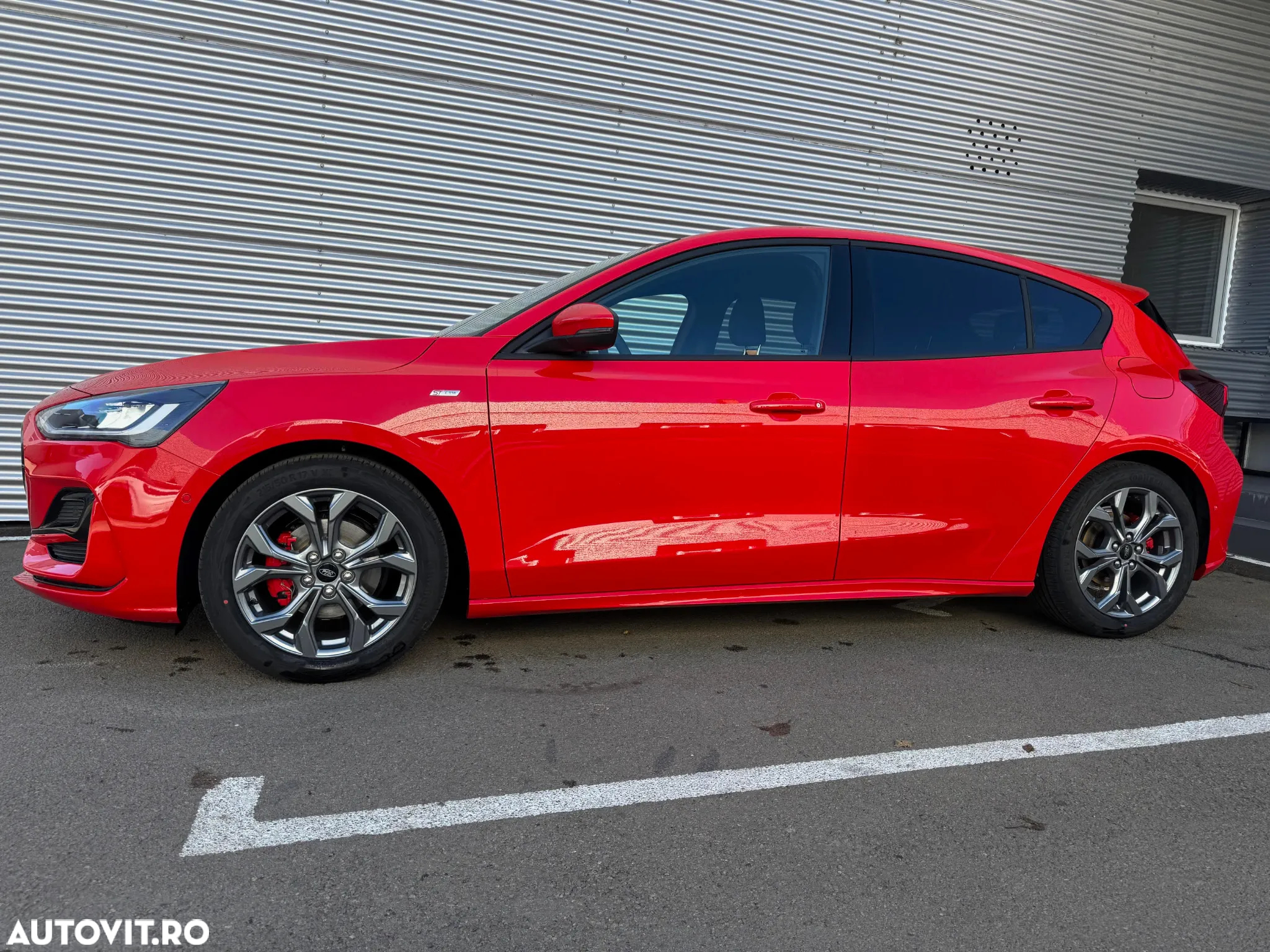 Ford Focus 1.0 EcoBoost MHEV ST-Line X - 31