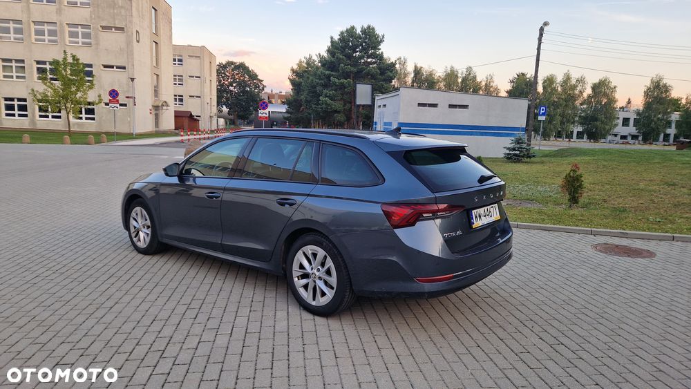 Skoda Octavia 2.0 TDI SCR Ambition DSG - 4