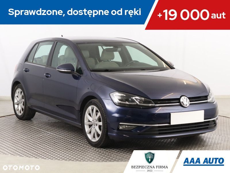 Volkswagen Golf - 1