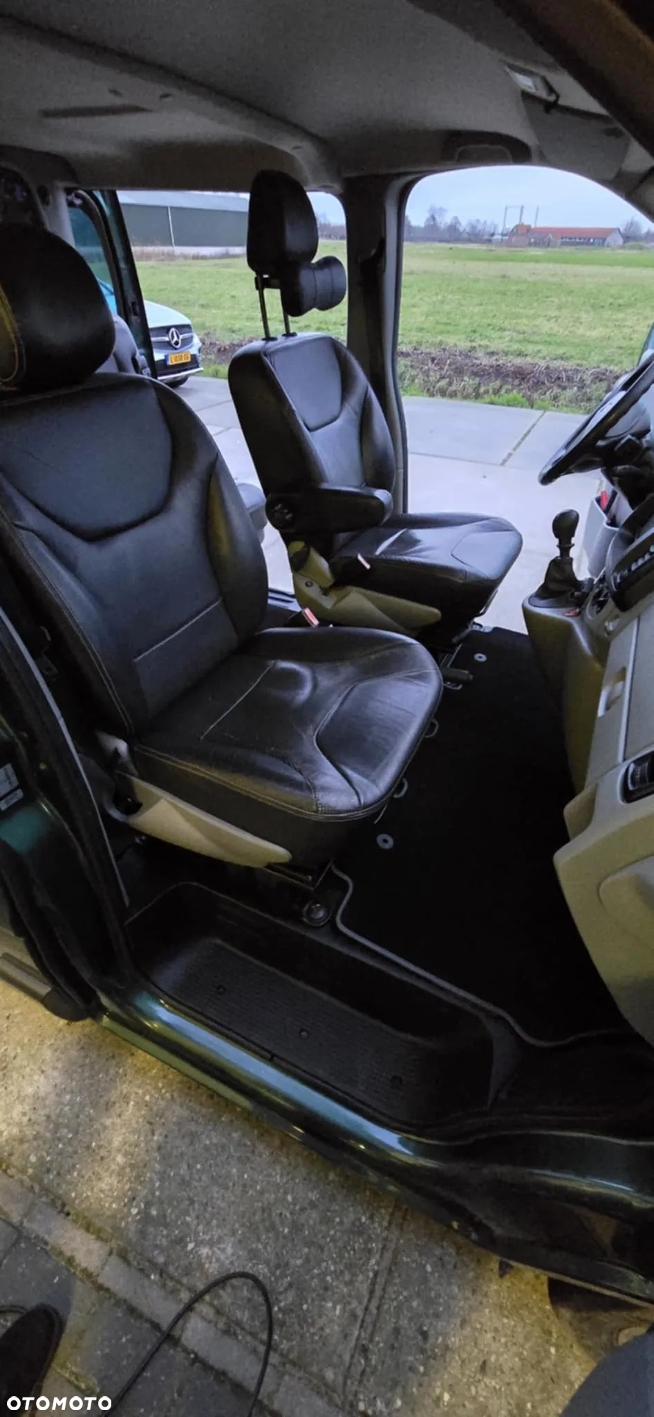 Renault Trafic - 13