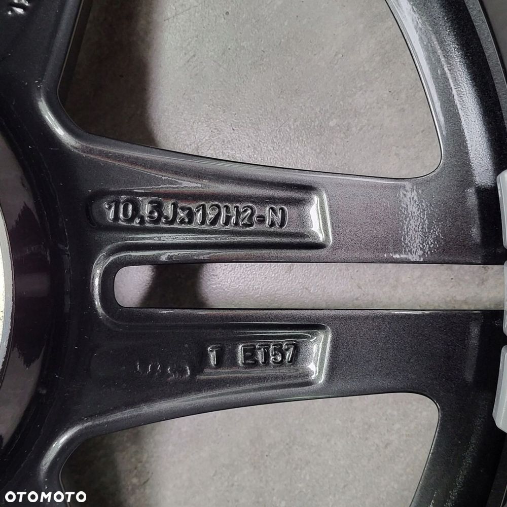 Zimowe 19 ORYGINAŁ MERCEDES C63 AMG NOWE - 12