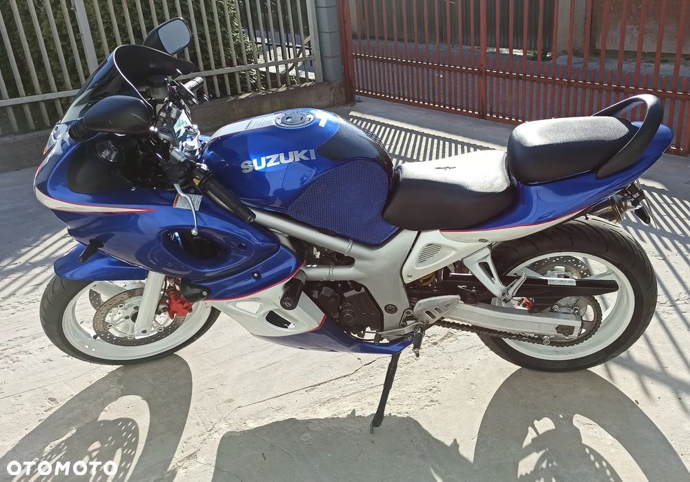 Suzuki SV - 11