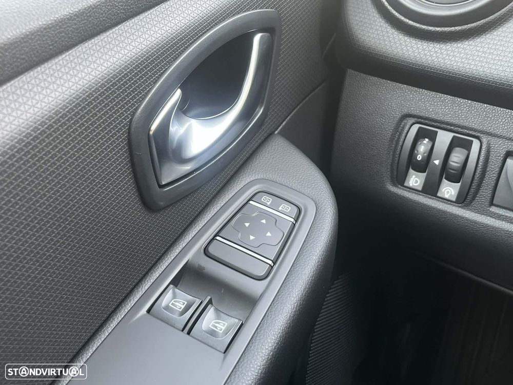 Renault Clio IV Van 1.5 dCi 75cv - 10