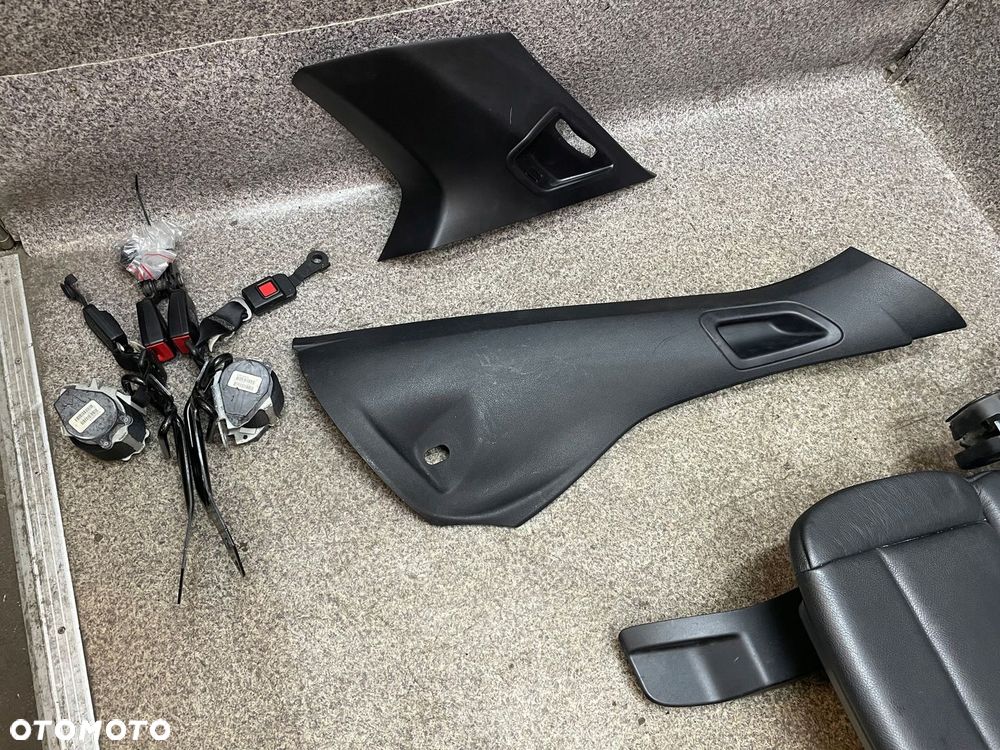 Kanapa trzeci 3 III rzad foteli pasy dywan skora czarna BMW X5 E70 7 osob - 10