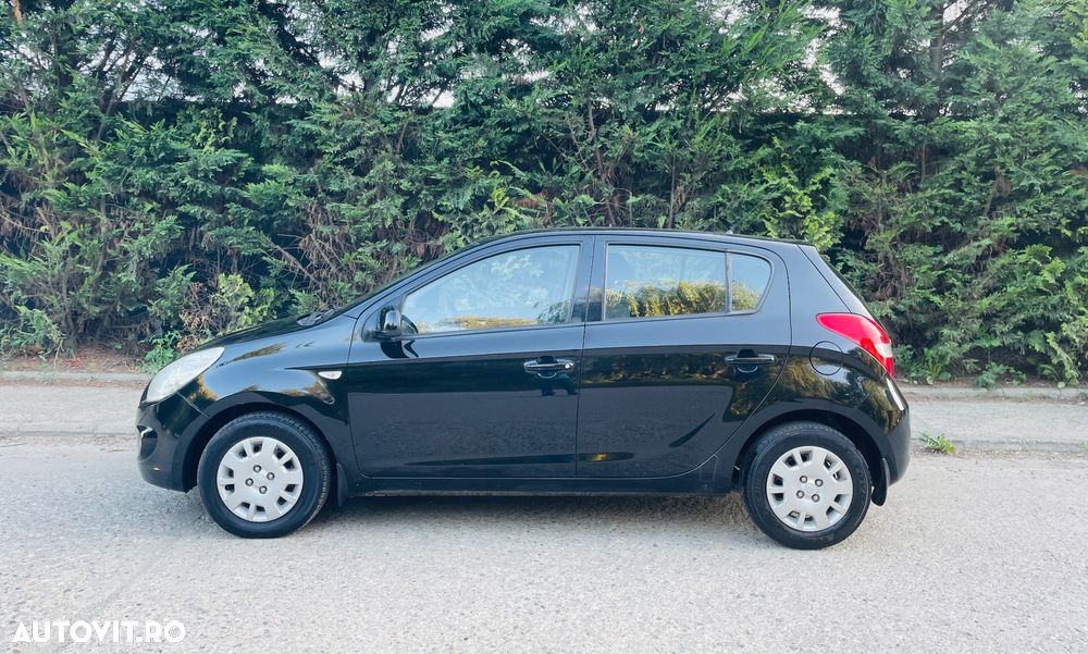 Hyundai i20 1.4 CRDi Style - 17