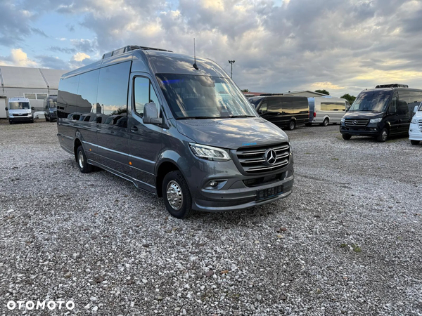 Mercedes-Benz Sprinter 519
