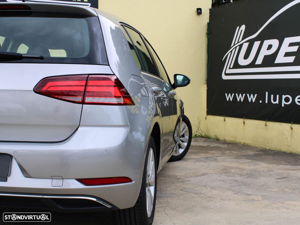 VW Golf 1.6 TDI Confortline - 17