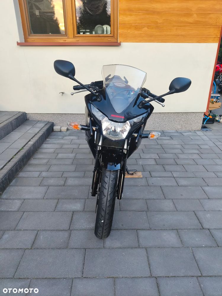 Honda CBR - 9