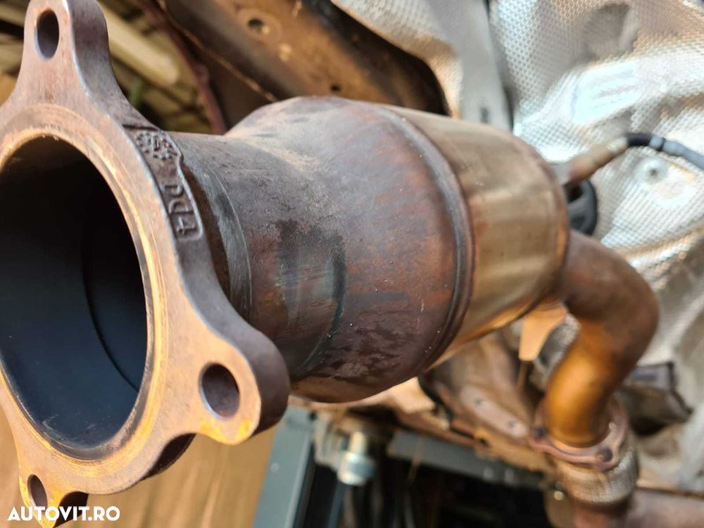 Catalizator Audi motor CJBE benzina 170 cai 8K0131701BM 8K0178LA - 1