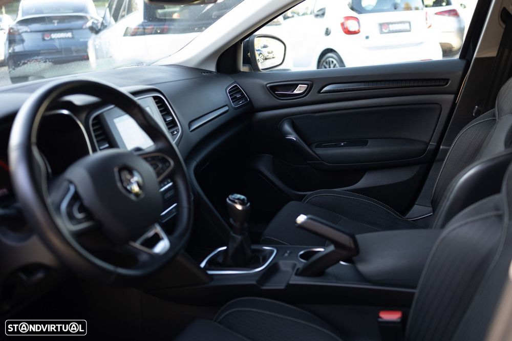 Renault Mégane Sport Tourer 1.5 dCi Comfort SS - 7