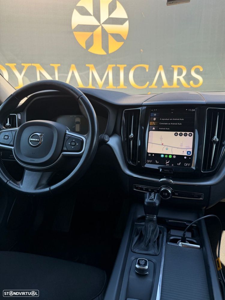Volvo XC 60 2.0 D4 Momentum Plus Geartronic - 12