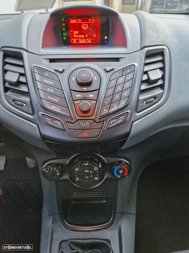 Ford Fiesta - 5