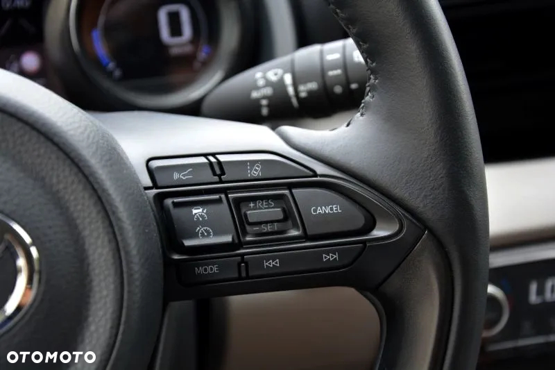 Toyota Yaris - 16