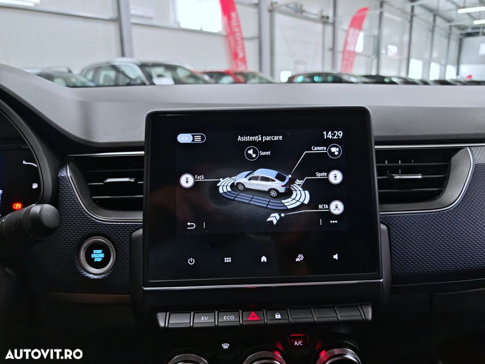 Renault Arkana E-TECH 145 Evolution - 17