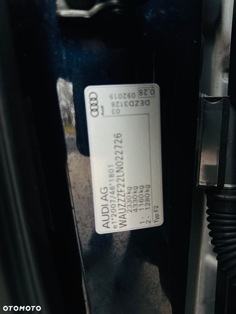 Audi A6 Avant 35 TDI S tronic design - 40