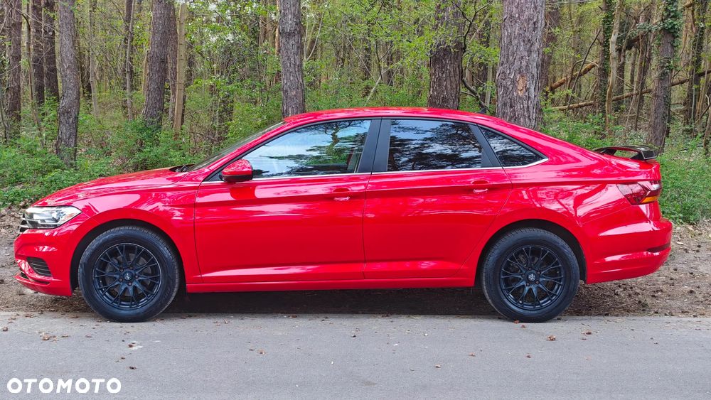 Volkswagen Jetta - 37