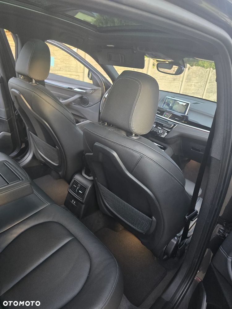 BMW X2 sDrive18d Edition M Mesh - 16