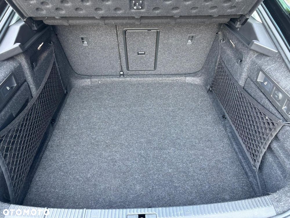 Skoda Superb 2.0 TDI SCR Style DSG - 28