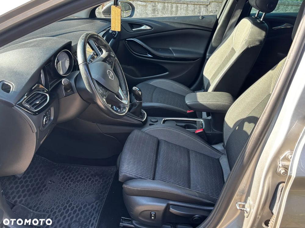 Opel Astra - 13