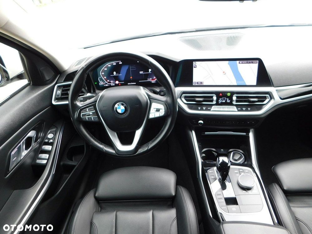 BMW Seria 3 - 17