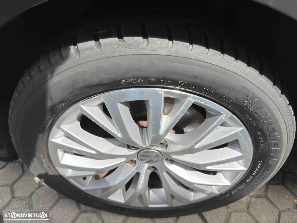 VW Sharan 2.0 TDI Blue Highline - 11