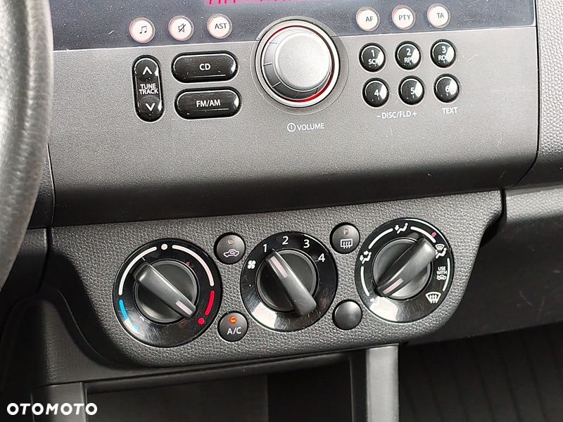 Suzuki Swift 1.3 Comfort - 17