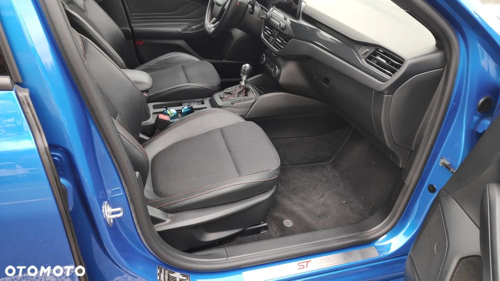 Ford Focus 1.0 EcoBoost ST-Line - 13