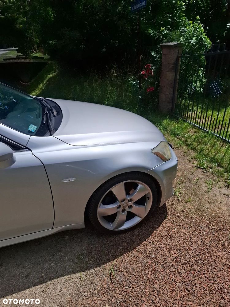 Lexus IS 250 Sport - 17