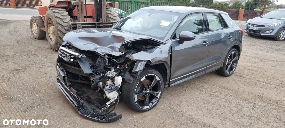 Audi Q2 1.4 TFSI CoD Sport S tronic - 6