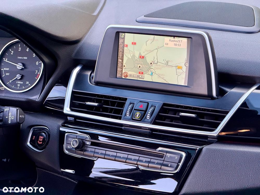 BMW Seria 2 218i Advantage - 34