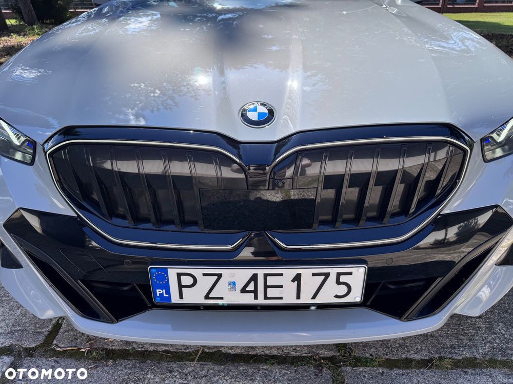 BMW Seria 5 520d xDrive mHEV M Sport - 3
