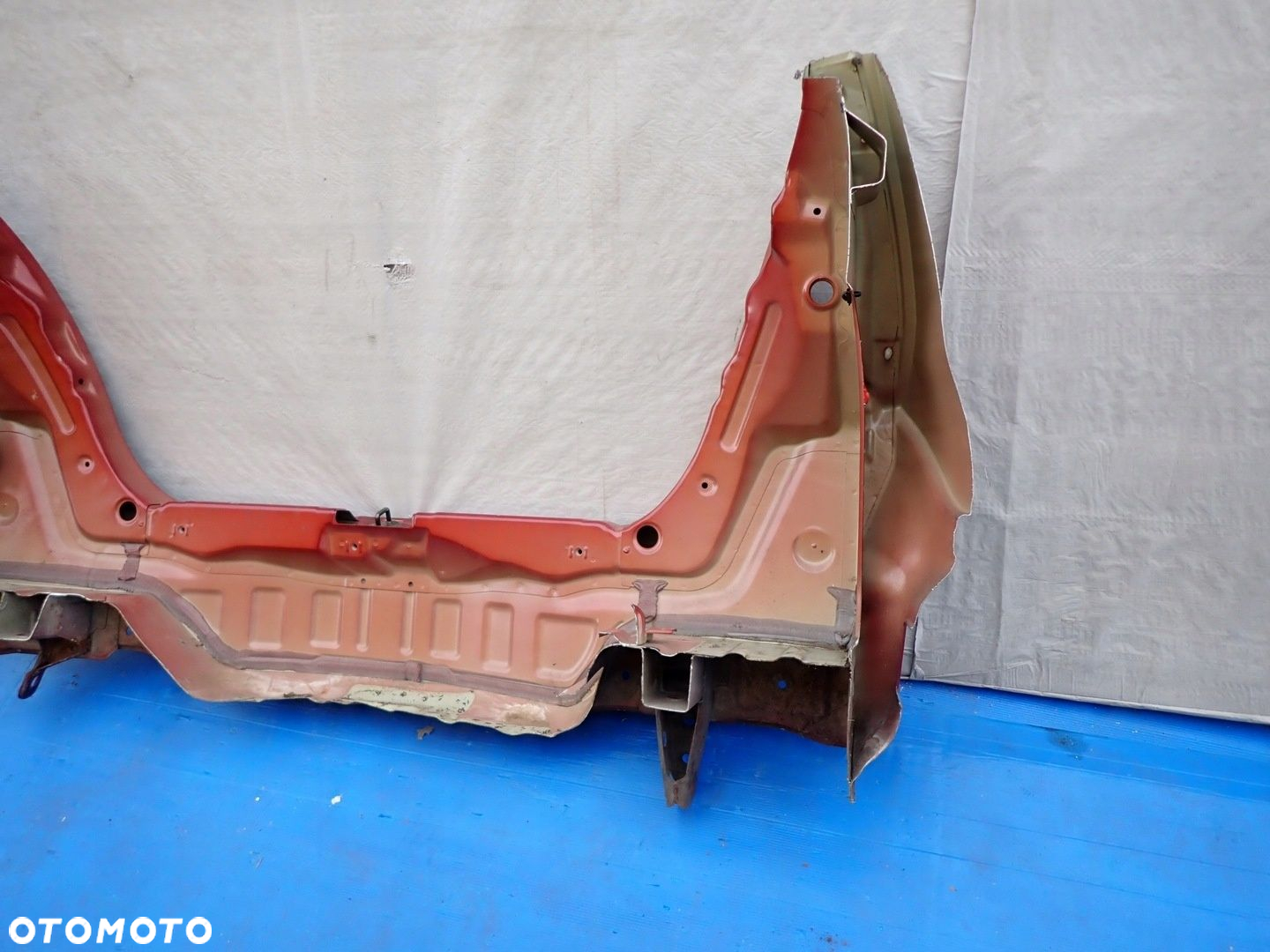 SUZUKI LIANA 01-07 PAS TYLNY - 6