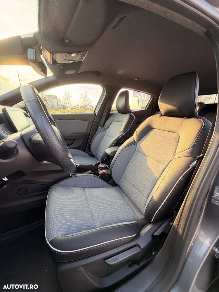Renault Clio V E-Tech 145 Techno - 16