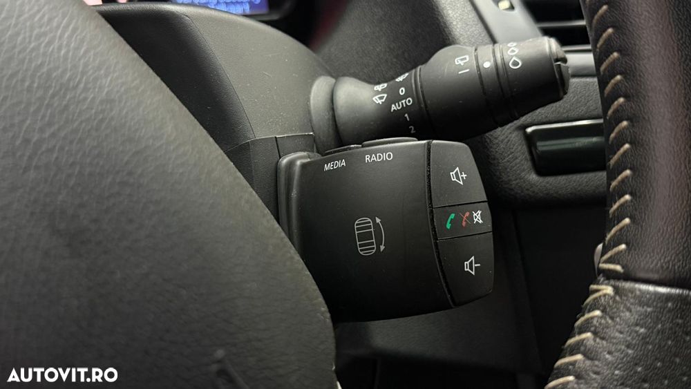 Renault Megane ENERGY dCi 110 Start & Stopp Bose Edition - 27