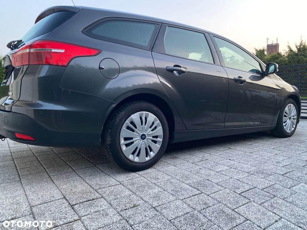 Ford Focus 1.0 EcoBoost Edition - 12