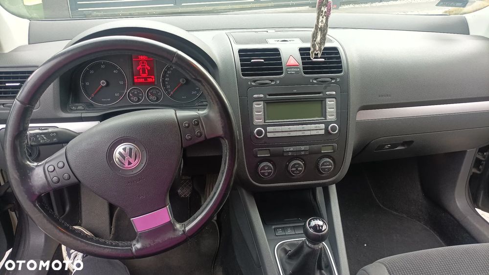 Volkswagen Golf 1.9 TDI Comfortline - 4