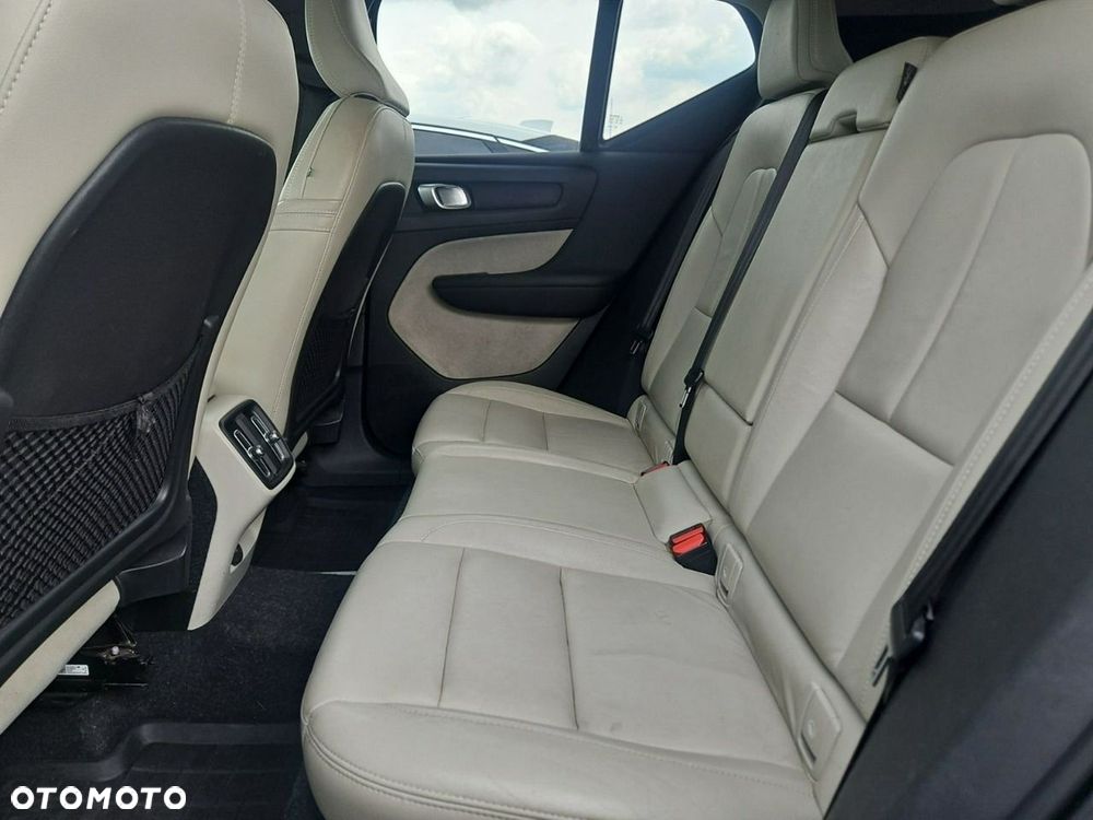 Volvo XC 40 T5 AWD Inscription - 9