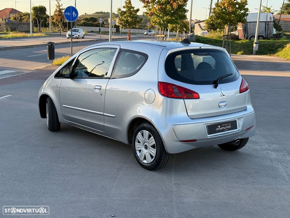 Mitsubishi Colt 1.1 Invite - 5