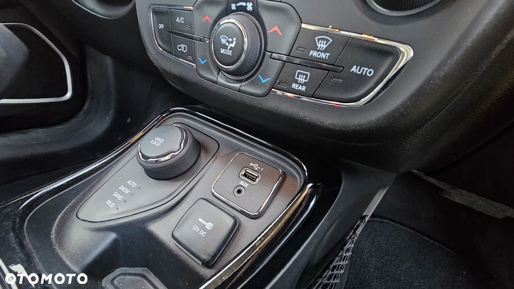 Jeep Compass 2.0 MJD Limited 4WD S&S - 9