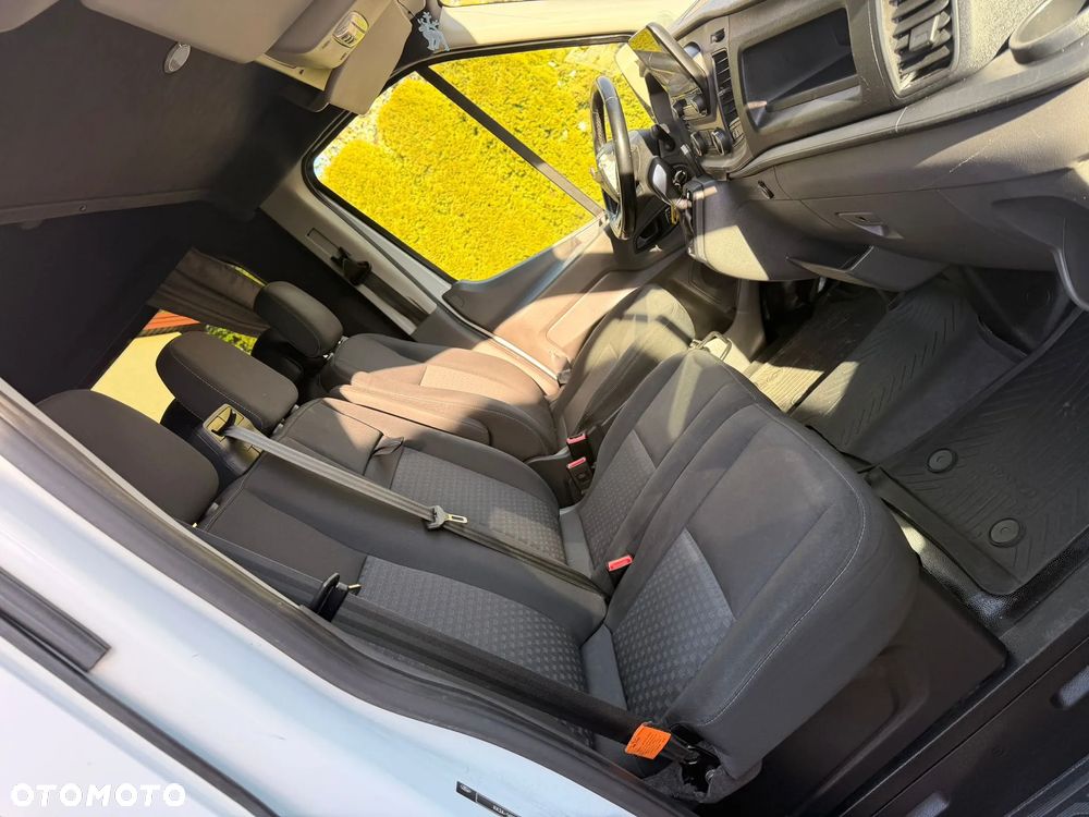 Ford Transit L2H2 VA Autm Limited - 15