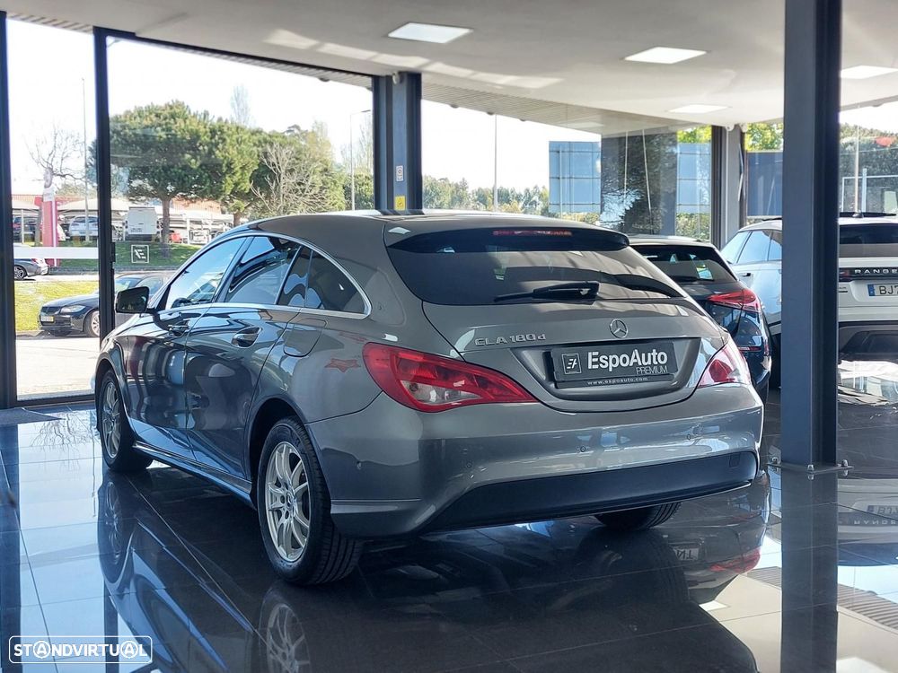 Mercedes-Benz CLA 180 d Shooting Brake - 4