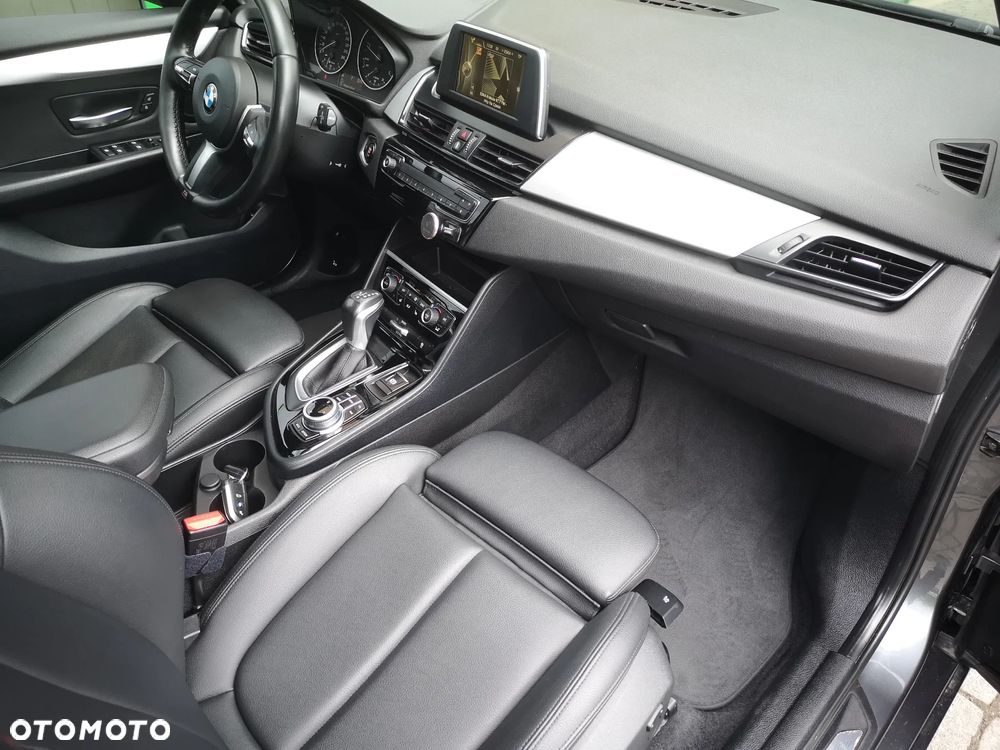 BMW Seria 2 218d GT M Sport - 14