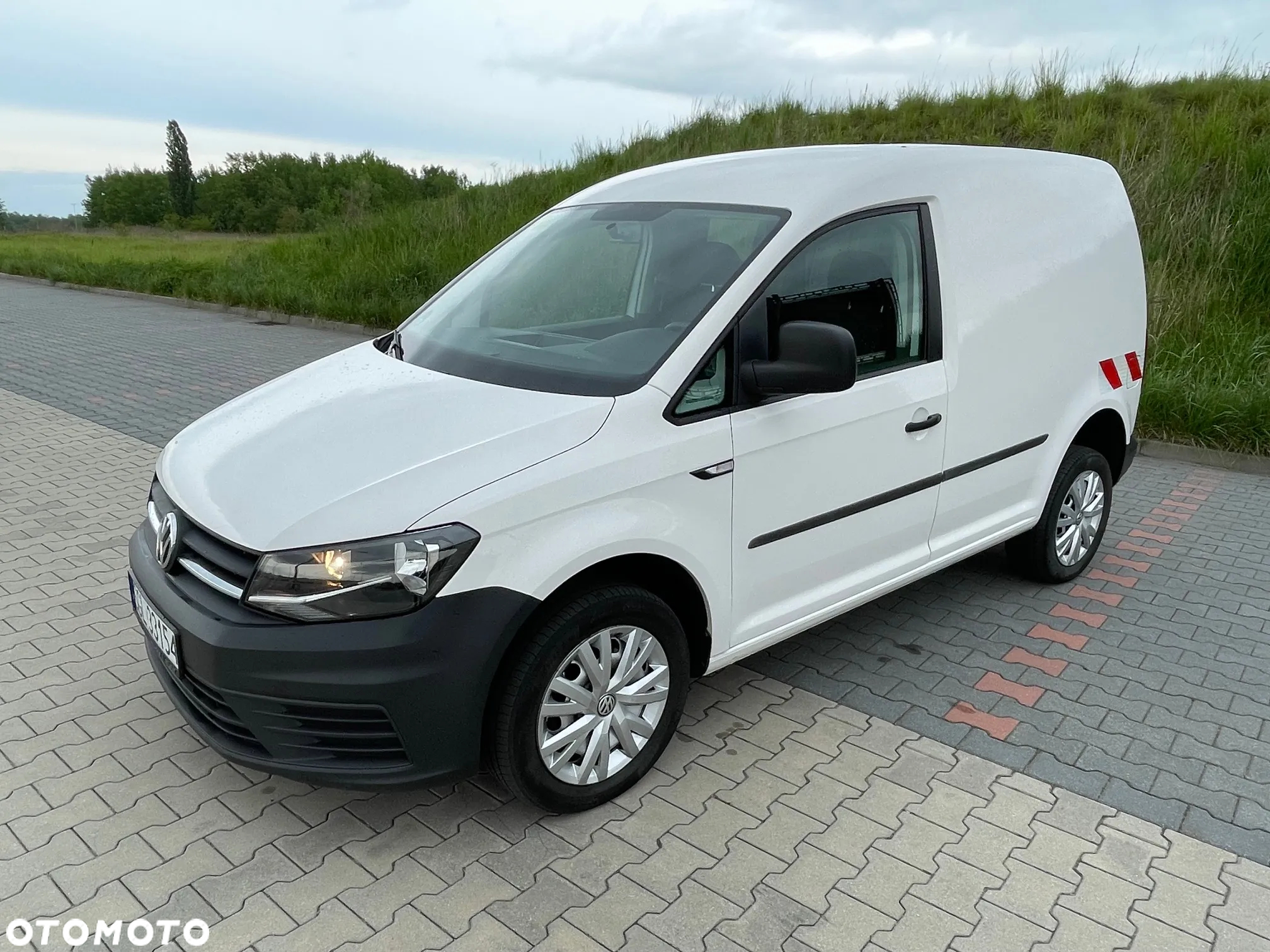 Volkswagen Caddy - 4