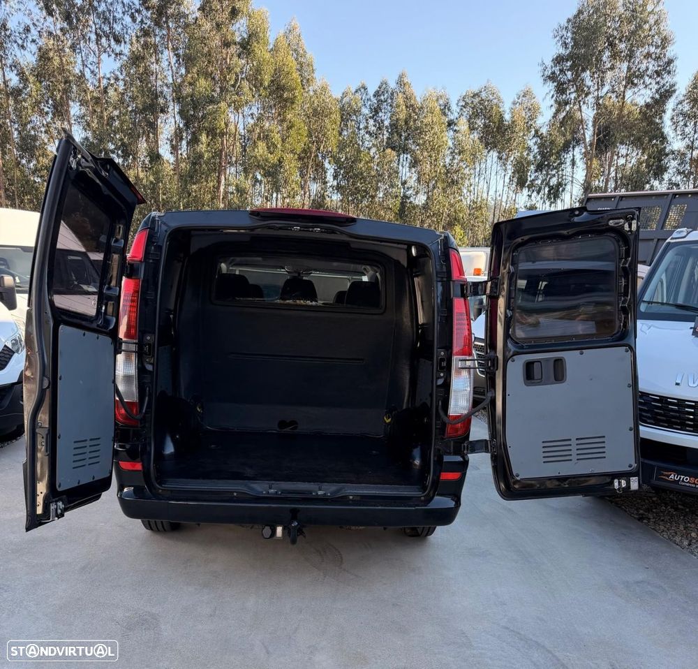 Mercedes-Benz Vito 5 Lugares - 9