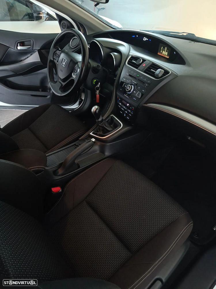 Honda Civic 1.6 i-DTEC Sport - 12