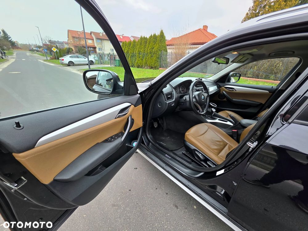 BMW X1 sDrive20d - 11